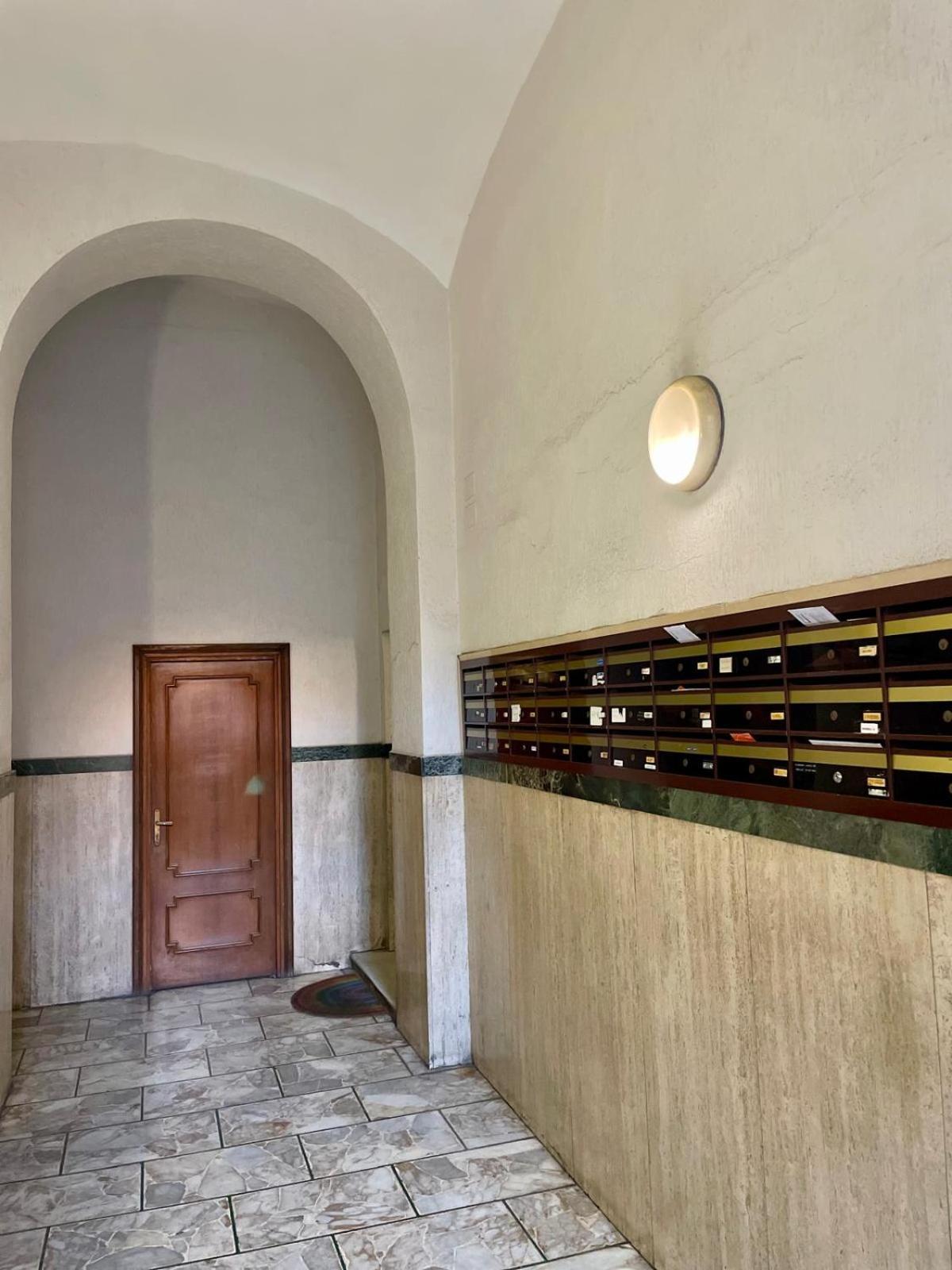 Domus Gaia Apartment Rome Bagian luar foto